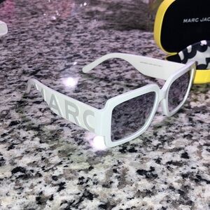 Marc Jacobs White Rectangular Sunglasses